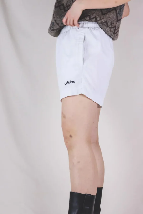 Adidaksen 90-luvun vintageshortsit