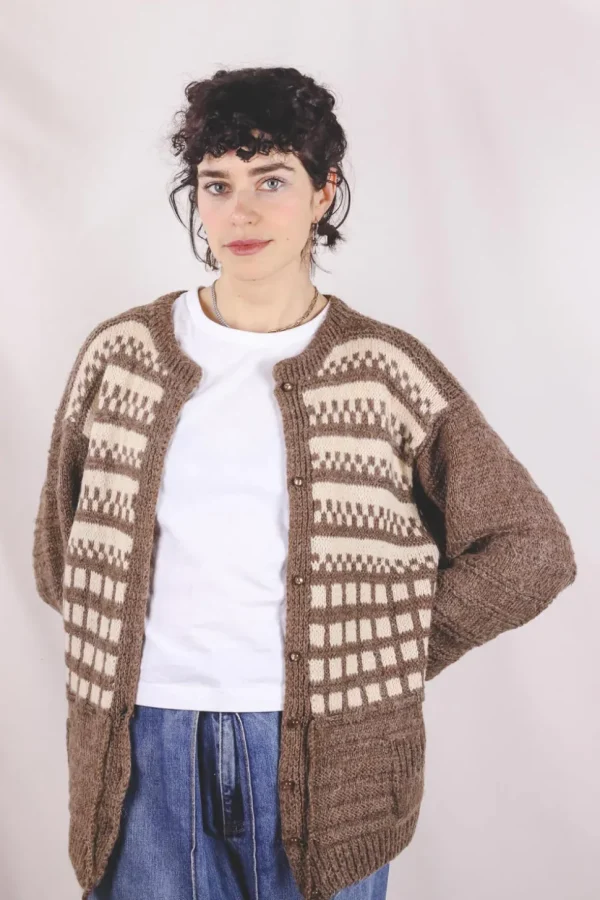 Adina vintagevillaneule