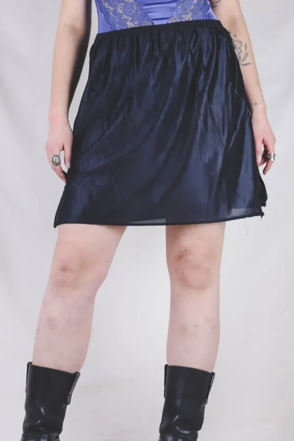Alviira vintagealushame
