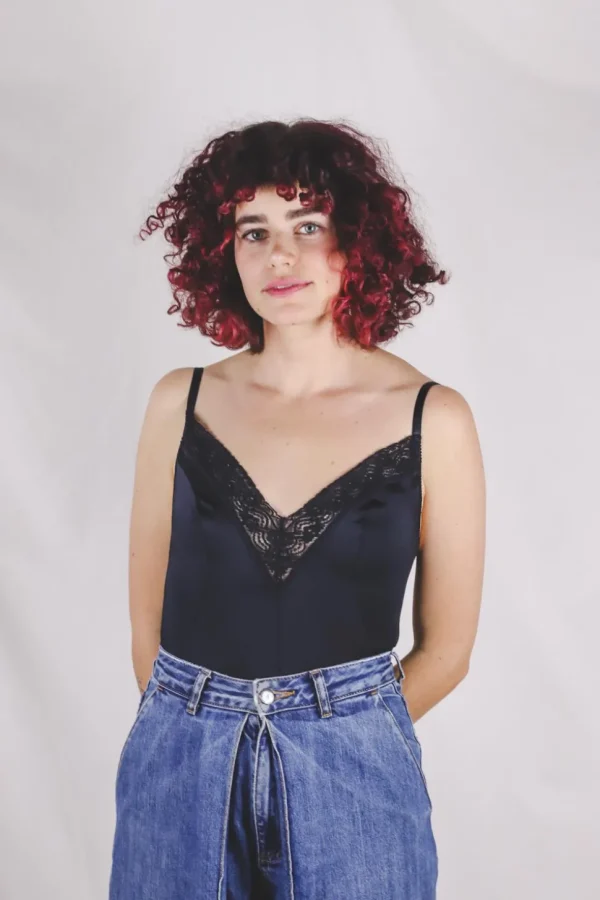 Anya vintagebody