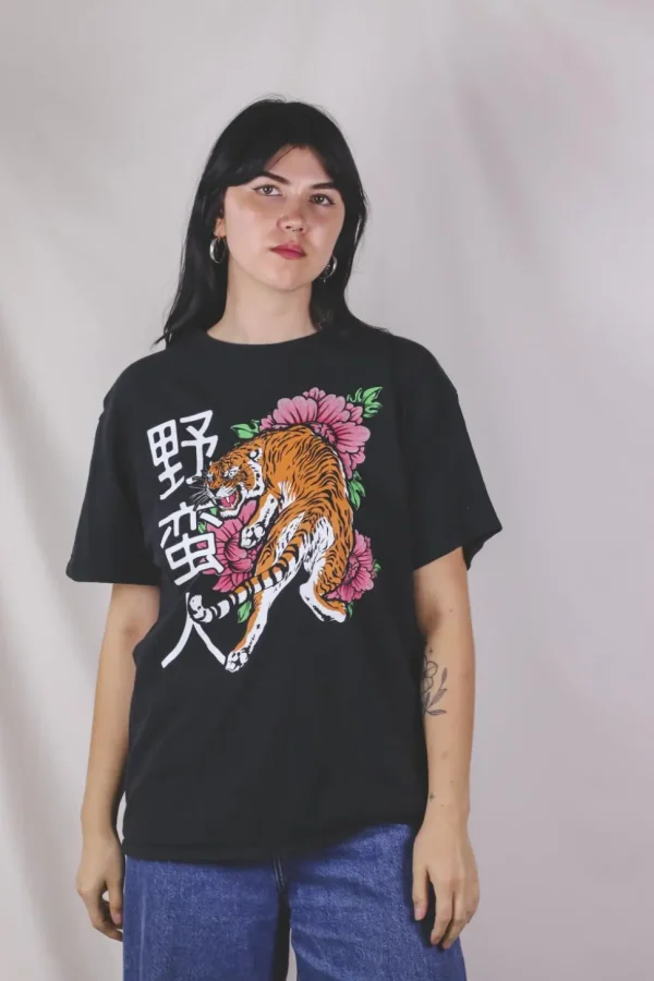 Asian tiger vintage t-paita