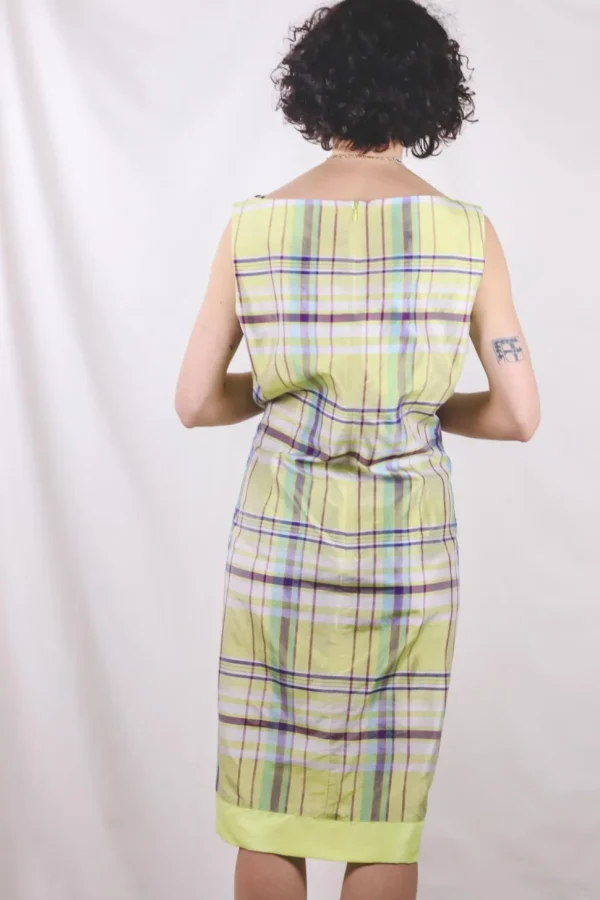 Bella vintagesilkkimekko