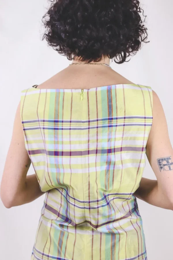 Bella vintagesilkkimekko