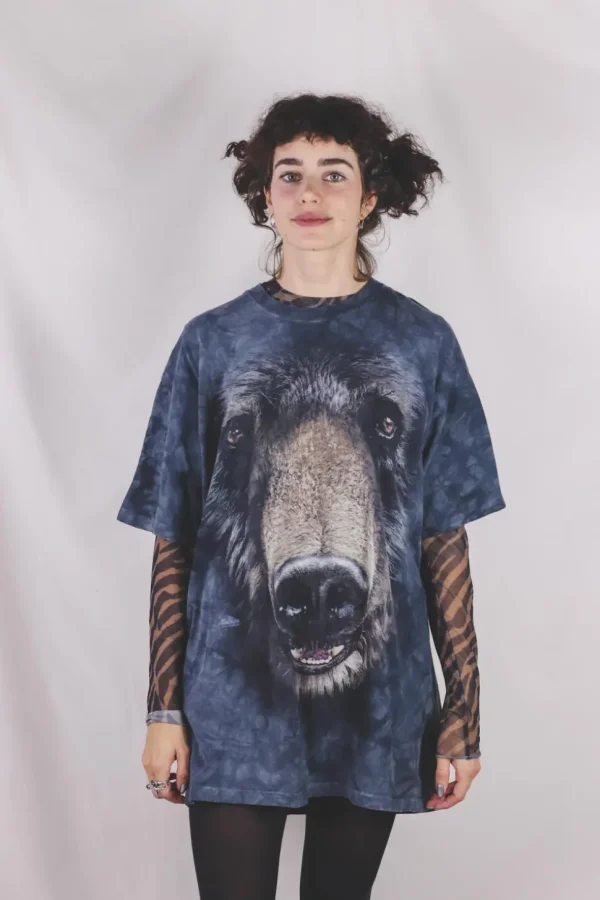 Black bear t-paita