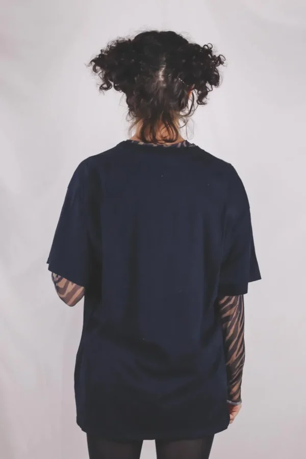 Black cat vintage t-paita