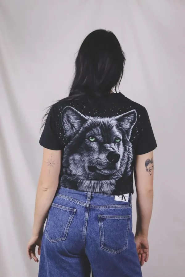 Black wulf t-paita