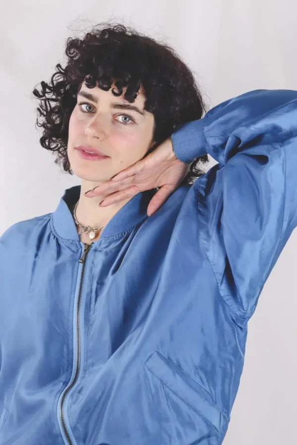 Blu vintagesilkkitakki