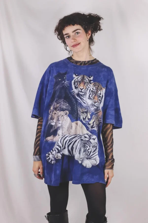Blue wild cats vintage t-paita