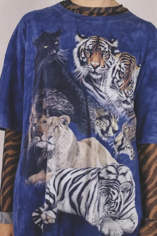 Blue wild cats vintage t-paita
