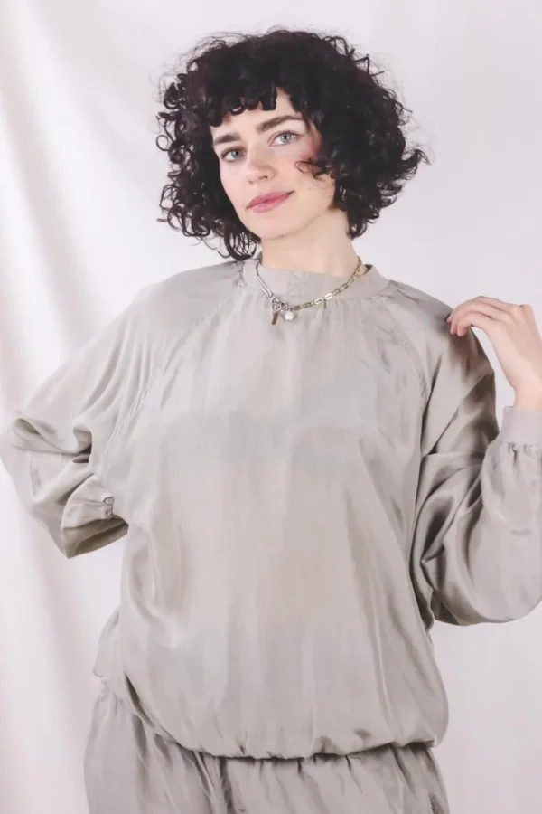 Bobina vintagesilkkiasu