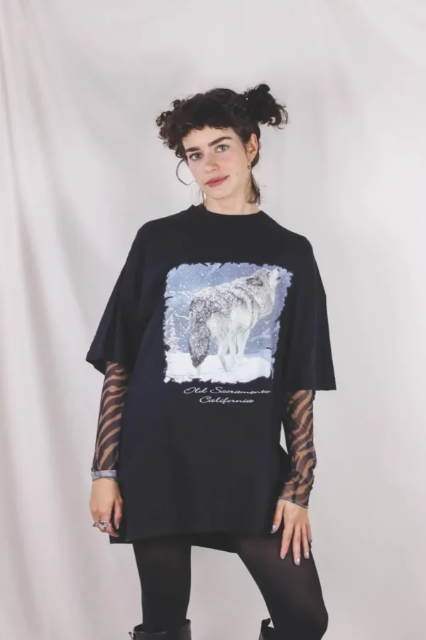 Cali wolf vintage t-paita