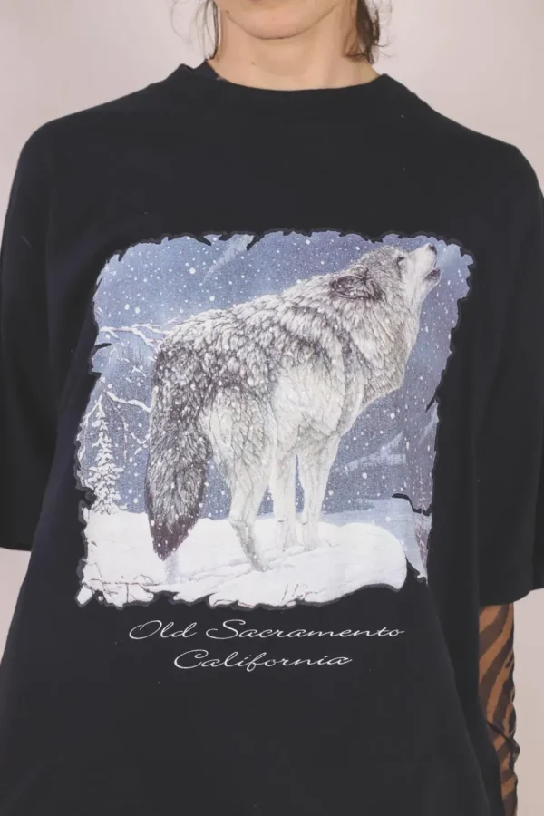 Cali wolf vintage t-paita