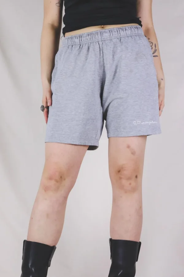 Championin Y2K-shortsit
