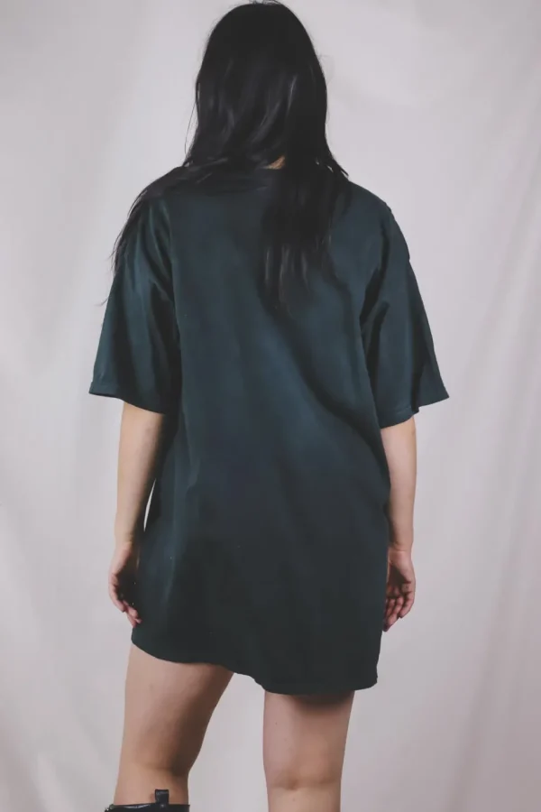 Dark green wulfes vintage t-paita