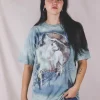 Dreamy wolfes vintage t-paita