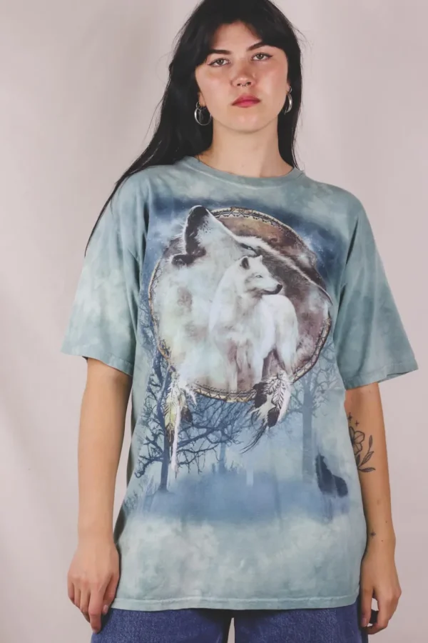 Dreamy wolfes vintage t-paita