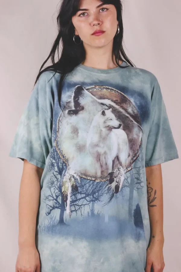 Dreamy wolfes vintage t-paita