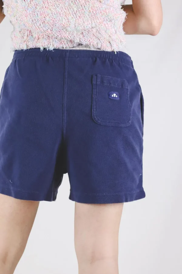 Ellesse Y2K-shortsit