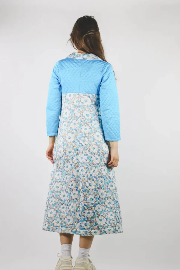 Elodi tikattu 60-luvun vintagemekko