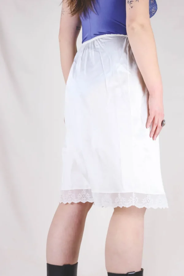 Eloise vintagealushame