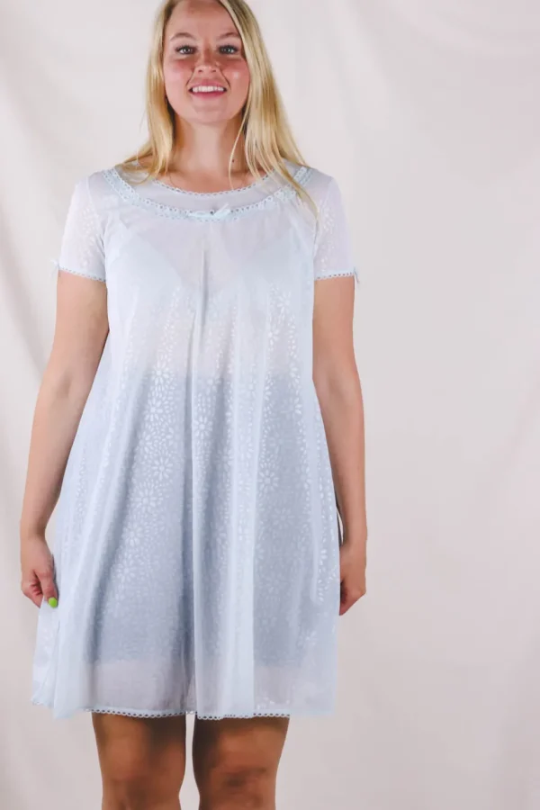 Emina vintagemekko