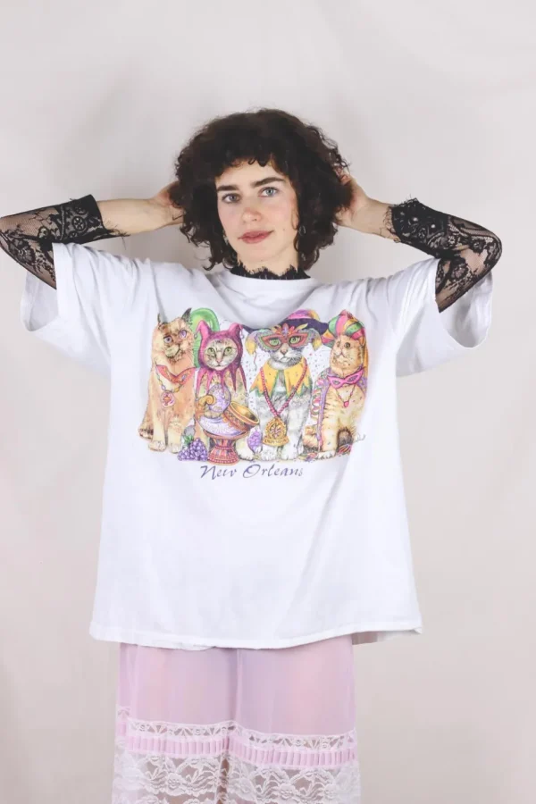 Festival cats vintage t-paita