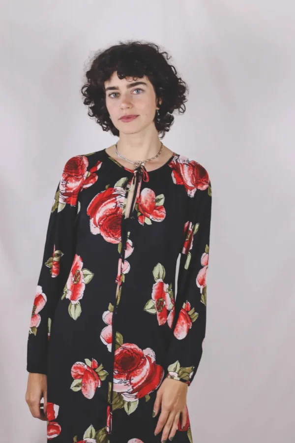Floora kotimainen vintagemekko