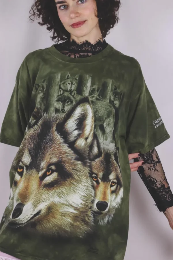 Forrest wolf vintage t-paita
