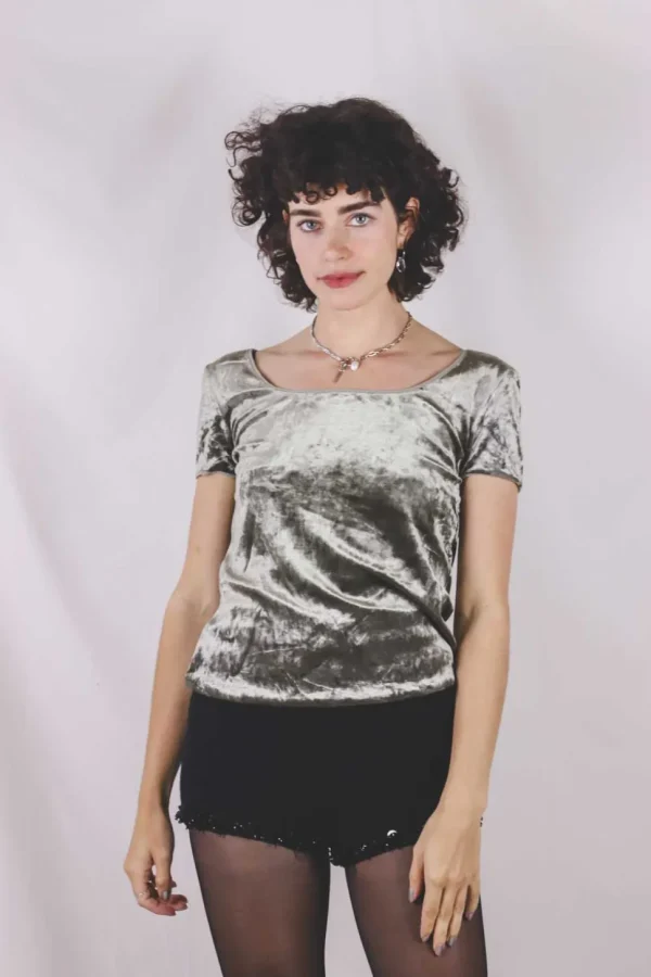 Genny samettipaita
