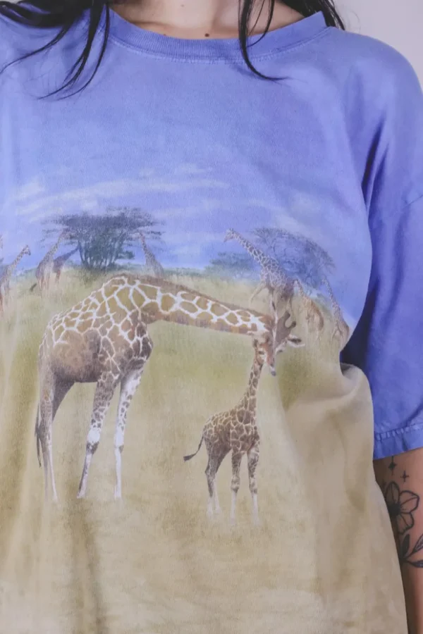 Giraffes vintage t-paita
