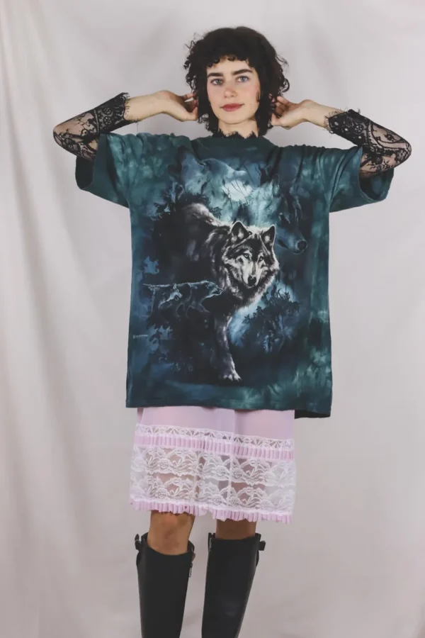 Green night wolf 10-luvun t-paita