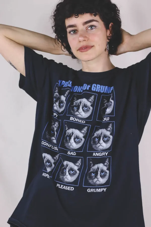 Grumpy cat t-paita