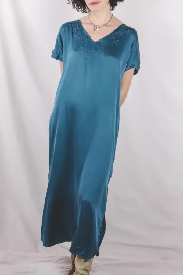 Holly vintagesilkkimekko