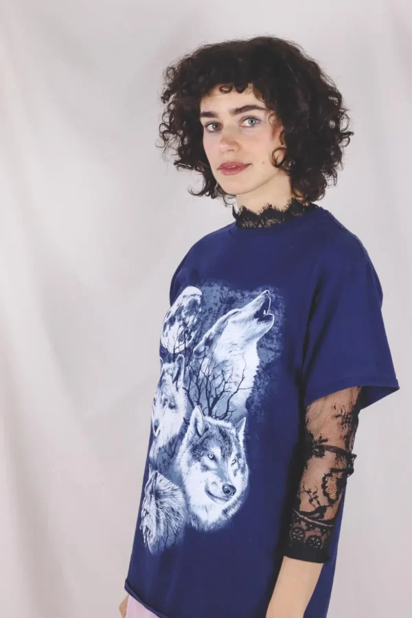 Howling wolf 10-luvun t-paita