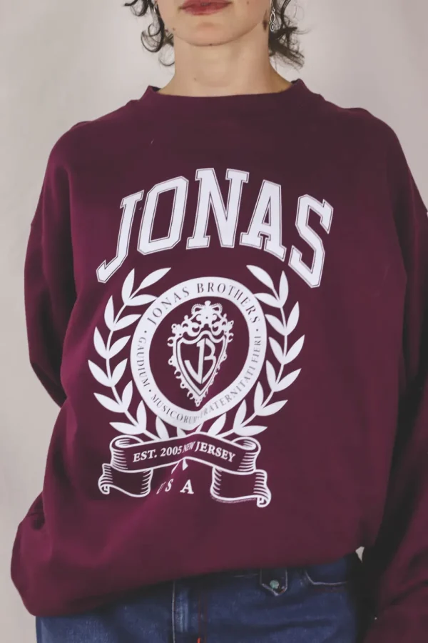 Jonas 2-hand college