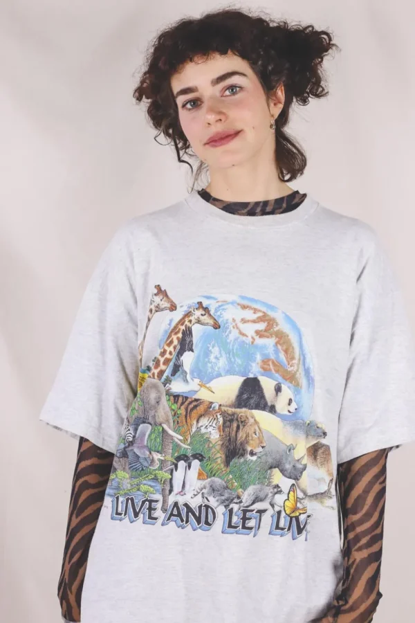 Live and let live vintage t-paita