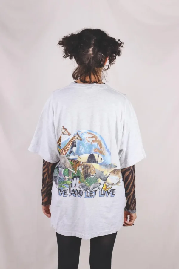 Live and let live vintage t-paita