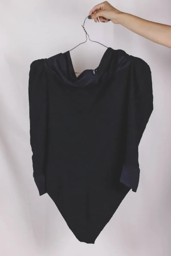 Neela vintagebody