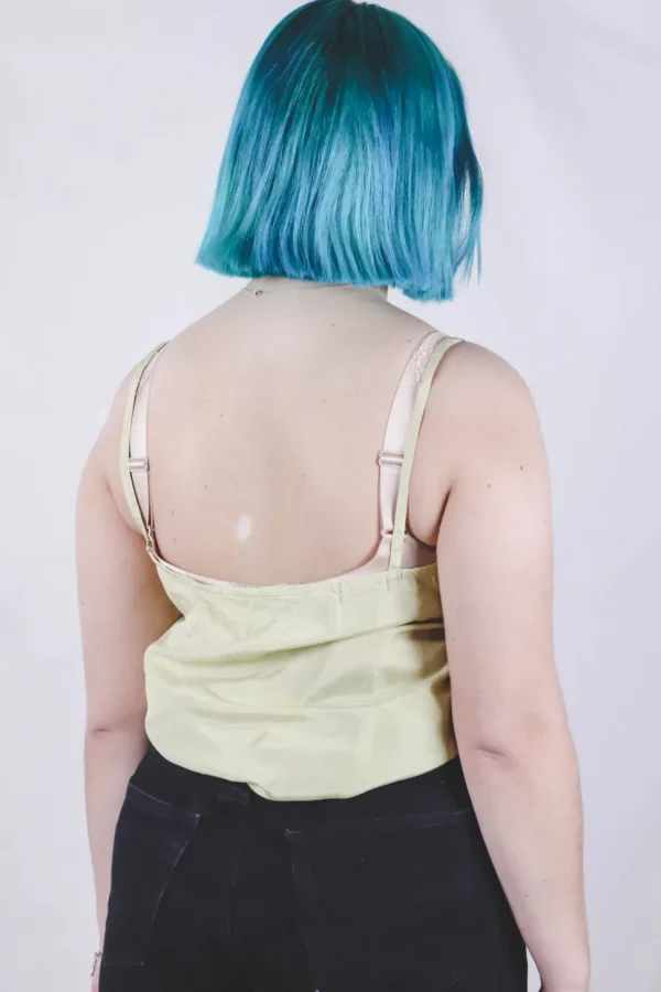 Nelissa vintagesilkkitoppi