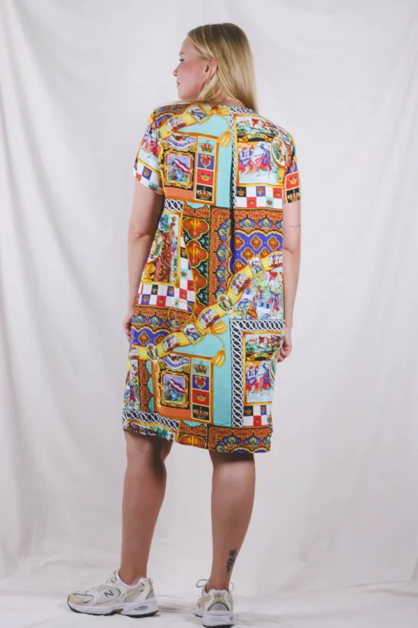 Nessa vintagemekko