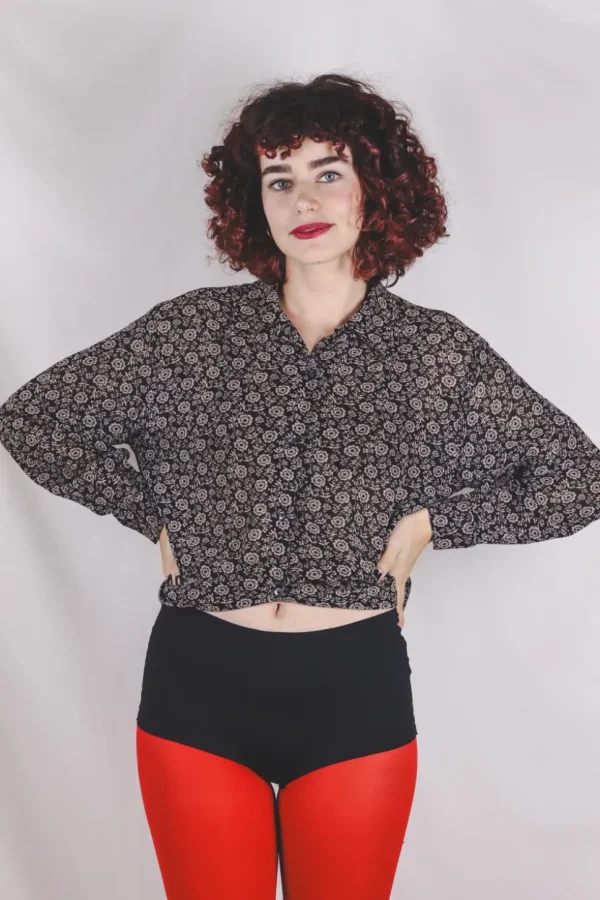 Nessa vintagepusero