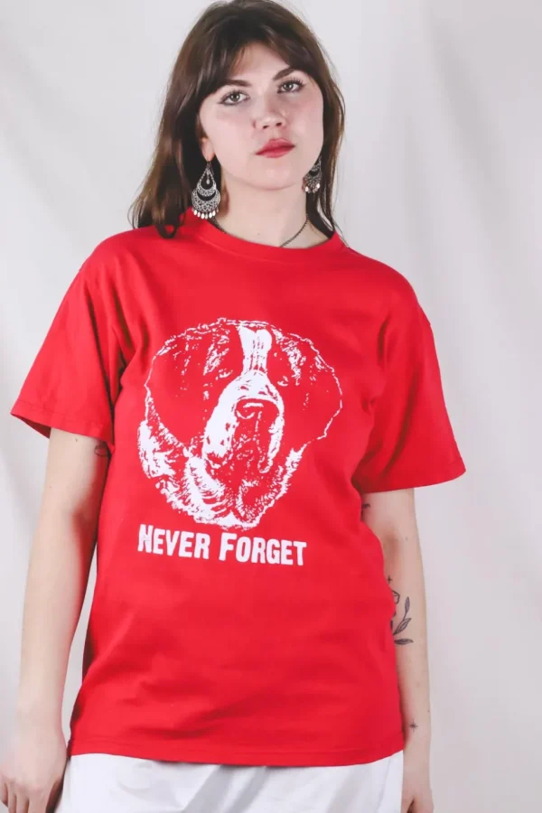 Never Forget vintage t-paita