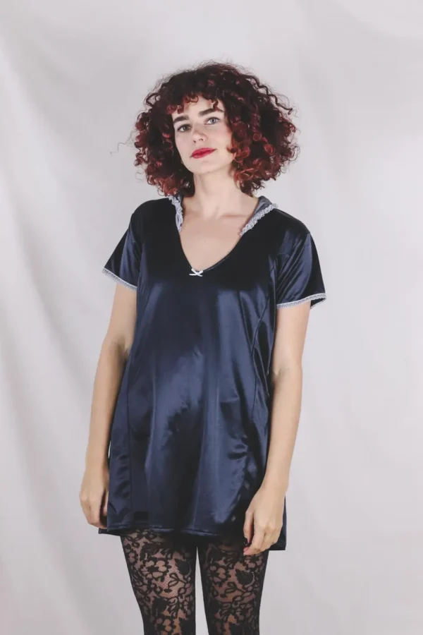 Nidela vintage night gown
