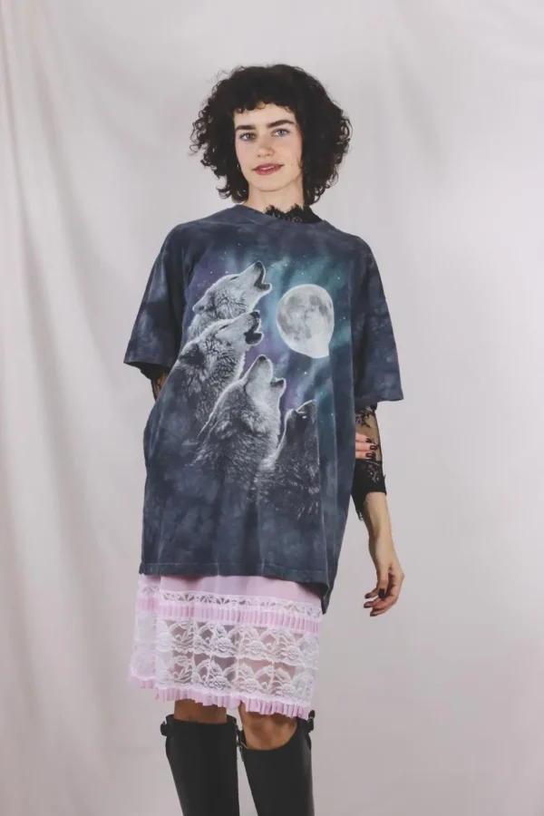 Night sky wolf 10-luvun t-paita