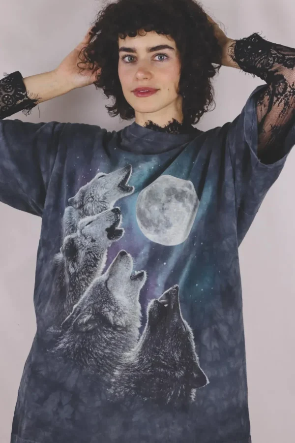 Night sky wolf 10-luvun t-paita