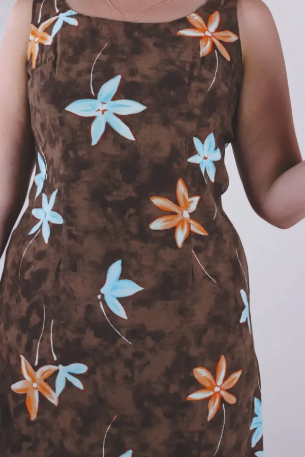 Nilla vintagekukkamekko