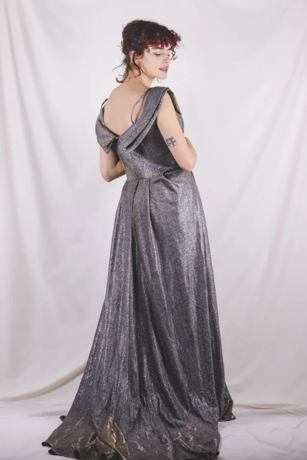 Olida vintagejuhlamekko