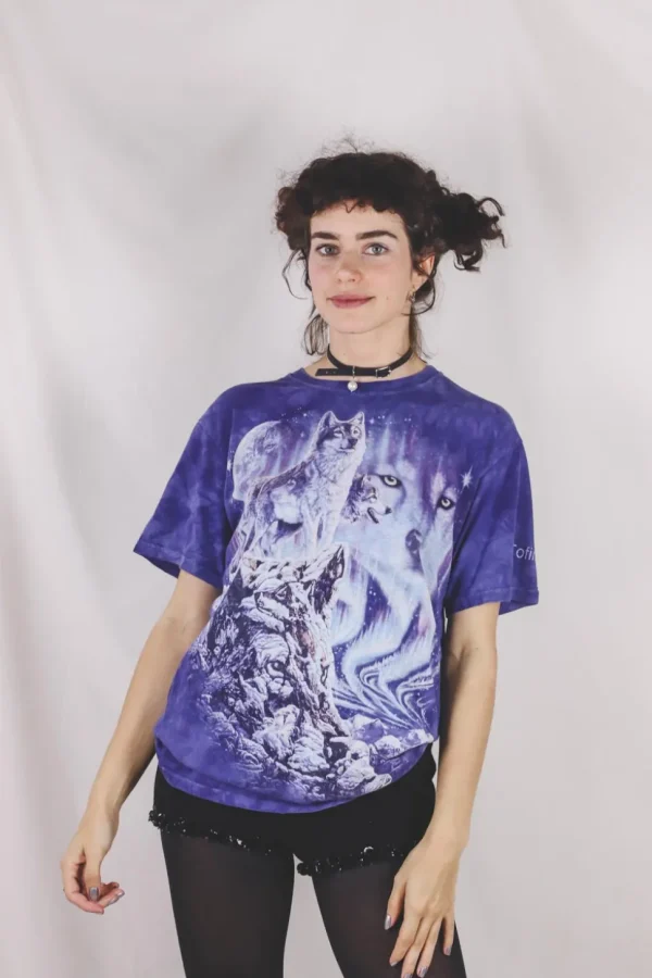 Purple wolfa t-paita