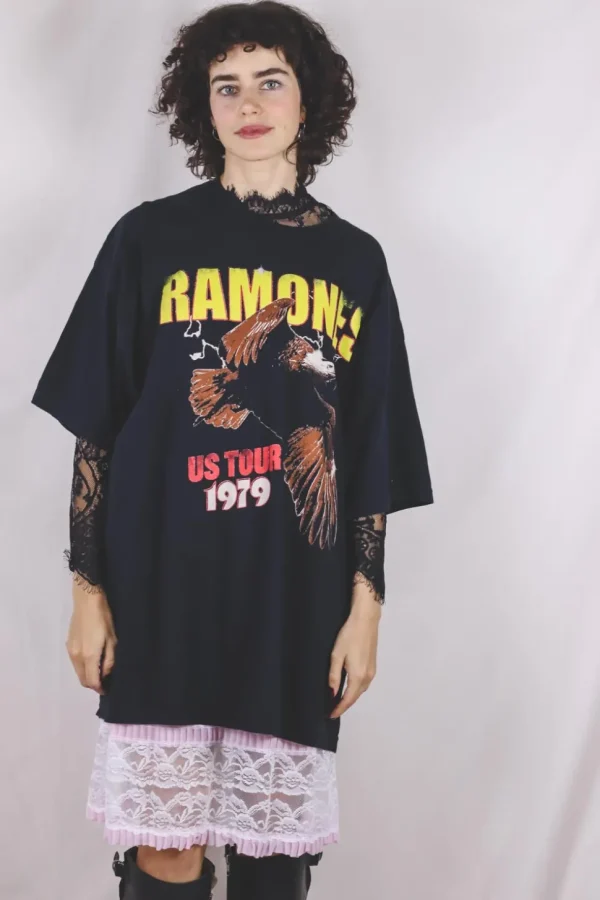 Ramones tour t-paita