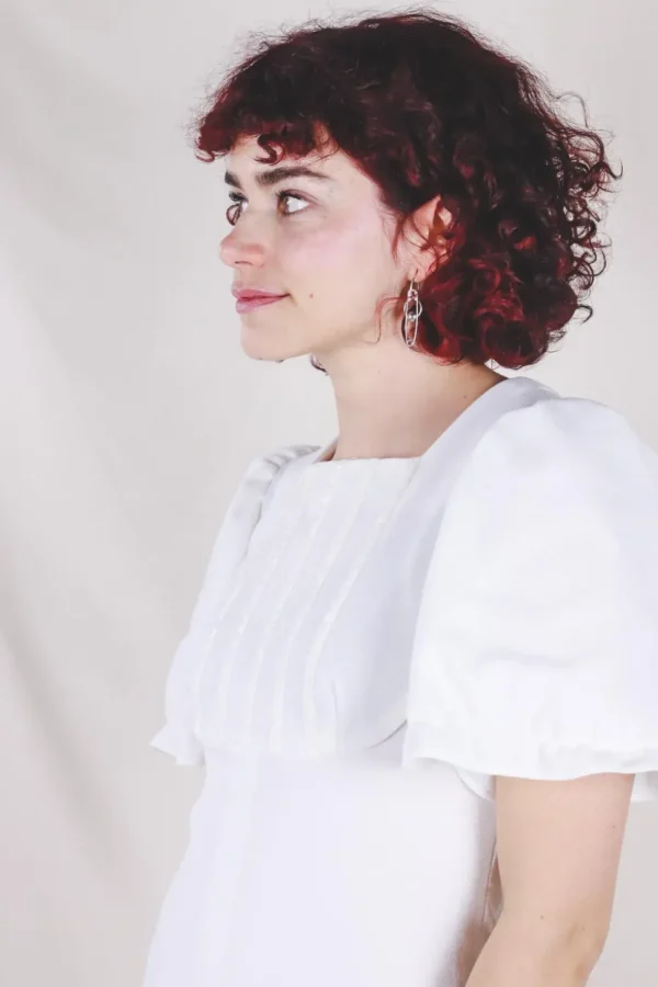 Sara kotimainen vintagehäämekko